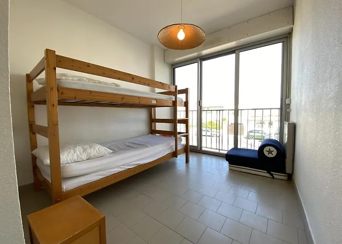 Duplex F3 En Bord De Plage, 6 Couchages, Carnon - Animaux Admis, Wifi, Parking Prive - Fr-1-715-19 *